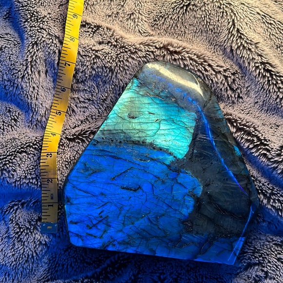 labradorite 3401grams